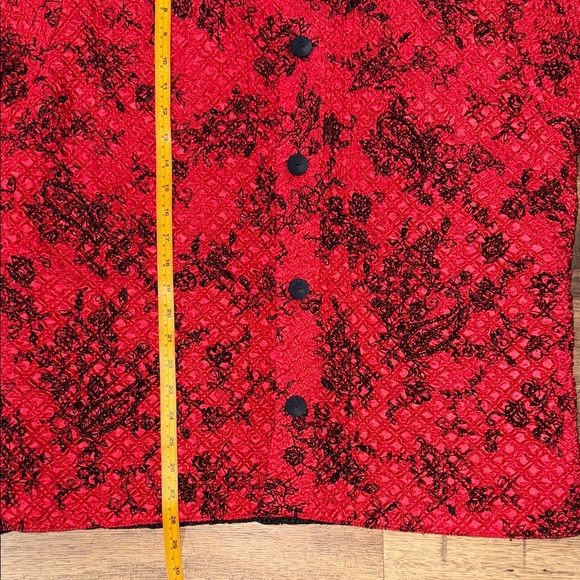 Red and Black Patterned Jacket - Picture 11 of 13